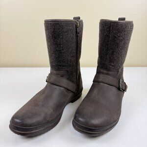 EUC UGG Robbie Waterproof Boots S/N 1017377